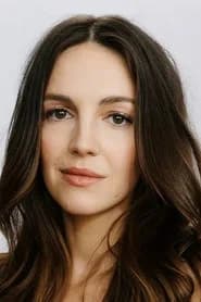Ella Hunt