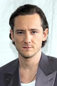 Lewis Pullman
