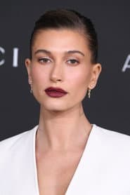 Hailey Bieber