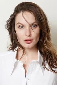 Ana Girardot