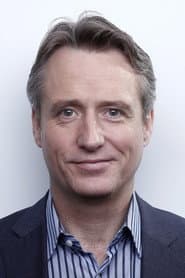 Linus Roache