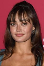 Ella Purnell