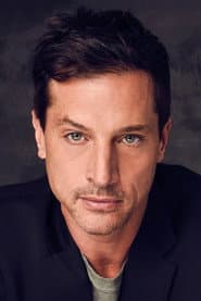 Simon Rex