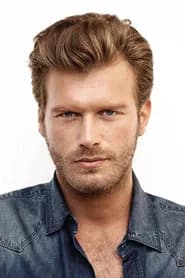 Kıvanç Tatlıtuğ