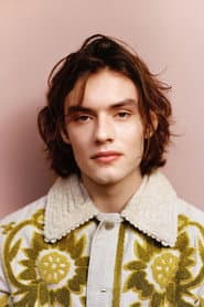 Louis Partridge