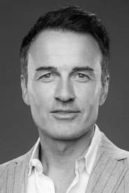 Julian McMahon