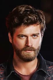 Kıvanç Tatlıtuğ