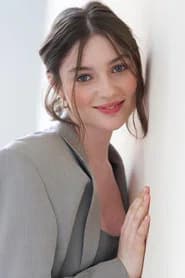 Alexa Swinton