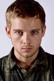 Max Thieriot