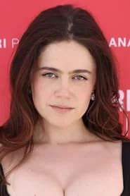 Molly Gordon