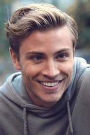 Jannik Schümann