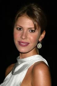 Nikki Cox
