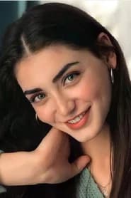 Özge Törer