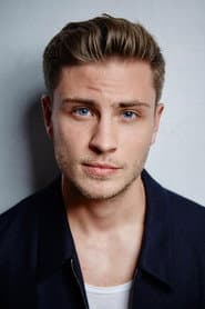 Jannik Schümann