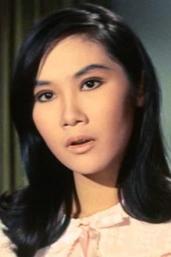 Maggie Lee