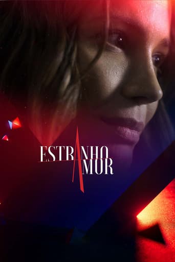Estranho Amor