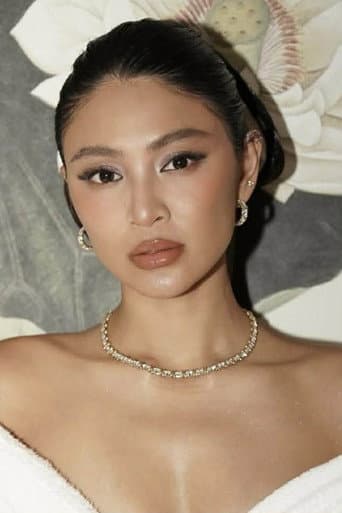 Nadine Lustre