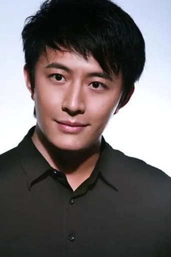 翟羽佳