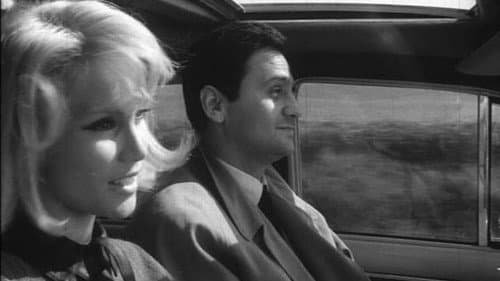 L'Ennemi dans l'ombre still
