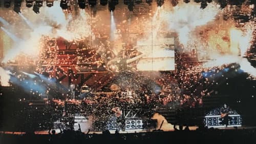 Kiss: Symphony still