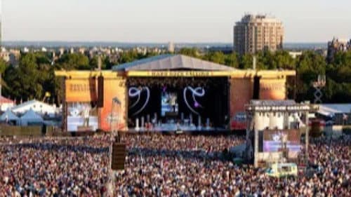 Hard Rock Calling 2011 still