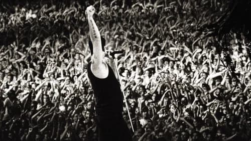 Robbie Williams: What We Did Last Summer - Live at Knebworth still