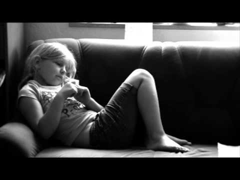 DOXA 2012 | Kinder