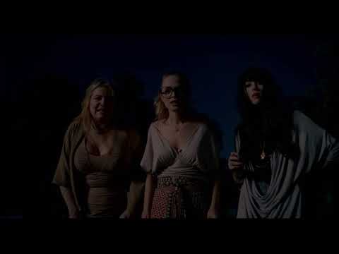 Jennifer Coolidge has Road Rage