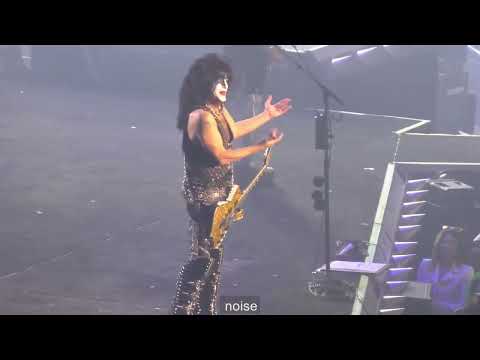 Kiss Live in Rosemont Illinois 11 27 2023 The End of The Road Tour