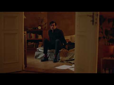 The Square clip - Monkey