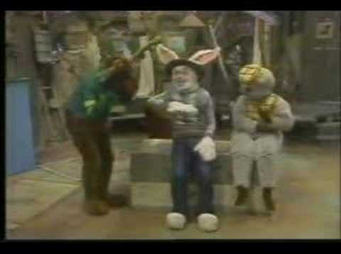 Cucumber - part 1 - with Martin Short as Smokey the Hare