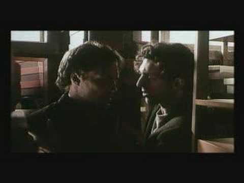 l'appartement theatrical trailer