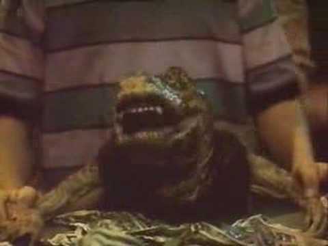 Adventures in Dinosaur City (trailer)