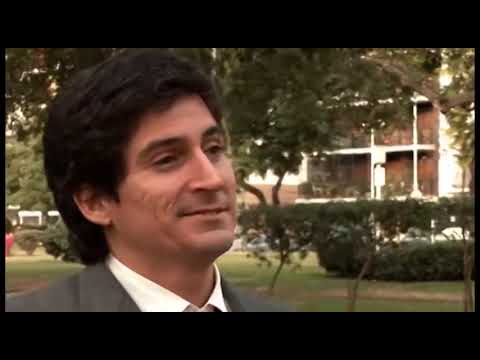 El Hombre Que Amaba Las Flores (Favio Gayoso) 2011 (with subs)