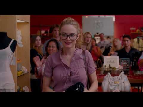 Heather Graham Knocks out Shopper