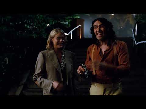 Trailer 2