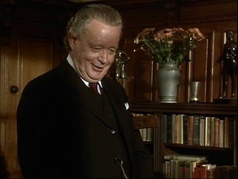 Ernst-Hugo Järegård - Kådisbellan (1993)