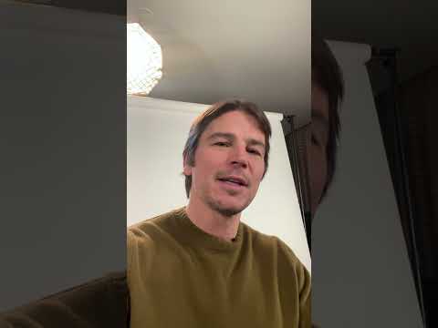 It's opening weekend! And when Josh Hartnett tells us to do something, we listen.