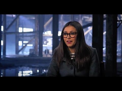 "Nina Dobrev" Featurette