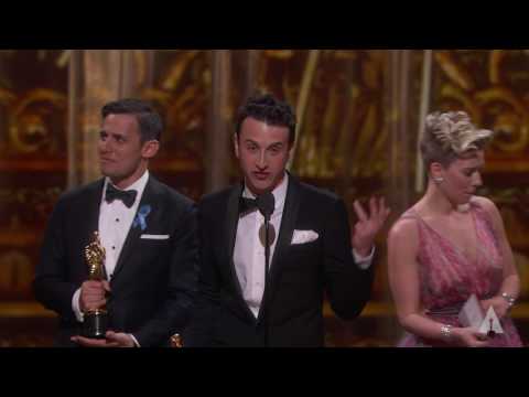 "City Of Stars" from La La Land winning Best Original Song | 89th Oscars (2017)