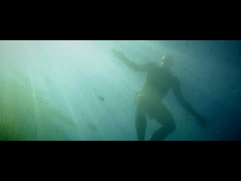 Trailer | Tara | Sattel Volker, Francesca Bertin