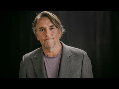 Richard Linklater on Directing Hit Man, a Screwball Comedy Meets Film Noir