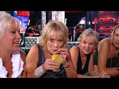 Loose Women in New York learning how to make a cocktail