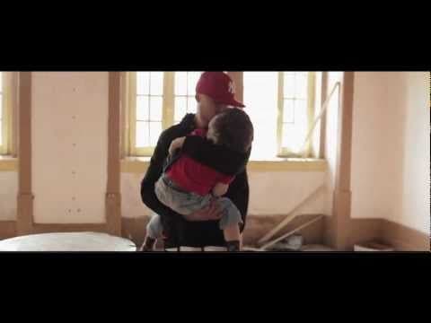 MC RUZE - NÃO VOLTAREMOS ATRÁS - videoclip do filme "O Voo da Papoila" de Nuno Portugal